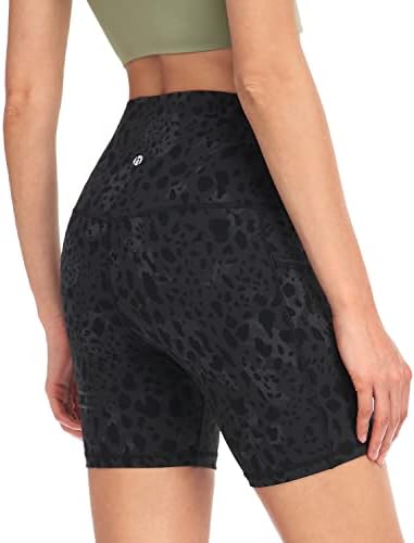 Heynuts Shorts de motociclistas essenciais com bolsos laterais para mulheres, shorts de ioga de compressão de cintura alta 4 '' '/ 6' '/ 8' ''