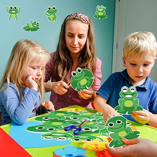 45 peças Frog Cutouts Decorações de tábua de avisos verde Nome de sapo verde Tags Acentos Decoração de sala de aula com pontos