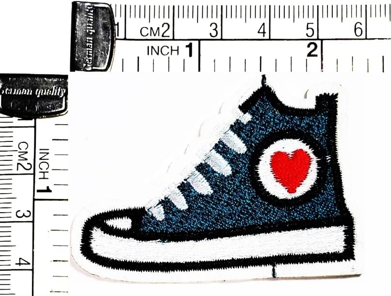 Kleenplus 3pcs. Mini sapatos de coração remendo o ferro em apliques motivos adequados para crianças adultos jeans jeans backpack backpack tampa de decoração figurina