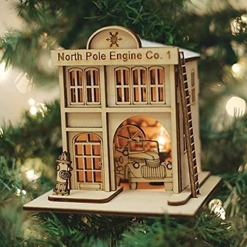 Para Ginger Cottages North Pólo Engine co. 1 Ornamento de Natal de Firehouse 80018 Placas de decoração em casa