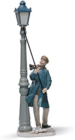 Estatueta de lladró lamplighter. Figura de porcelana Lamplighter.