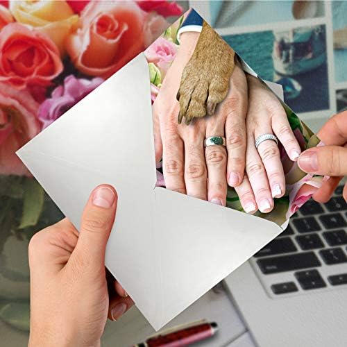 Nobleworks Hands and Dog Paw - Cartão de parabéns de casamento fofo com envelope - homem, mulher e cachorro recém