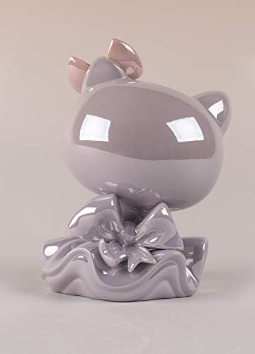 Lladró Hello Kitty Feliz. Porcelana Hello Kitty Figura.