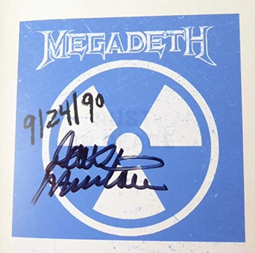 Dave Mustaine assinou ferrugem em paz Megadeth Book Primeira edição New JSA Coa