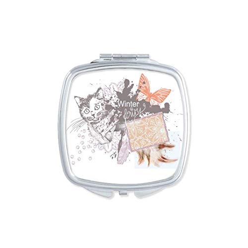 Pequeno gato e borboleta no espelho de pintura de tinta portátil composição de bolso portátil