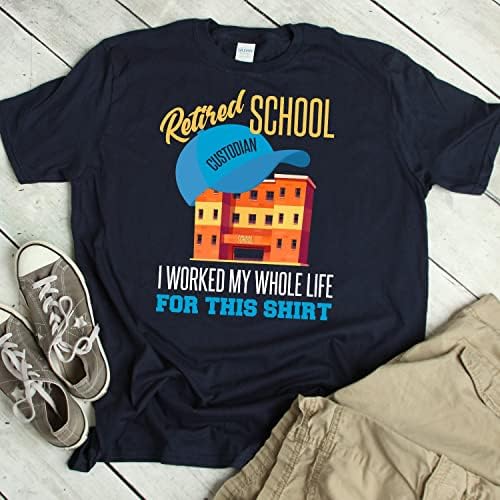 Caminhada aposentada de custodiante escolar engraçada Eu trabalhei toda a minha vida para este presente de camiseta para o presente